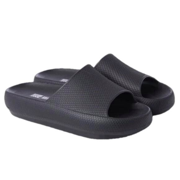 32 Degrees Unisex Cushion Slide Sandals Size Medium NWT - Picture 1 of 9